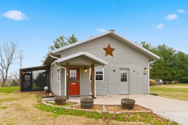 345 Valley Woods Road, Spokane, MO 65754