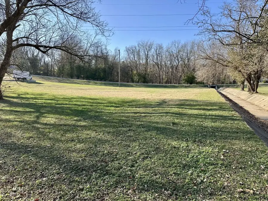 801 E Hill Street, Springfield, MO 65803 - Image #3