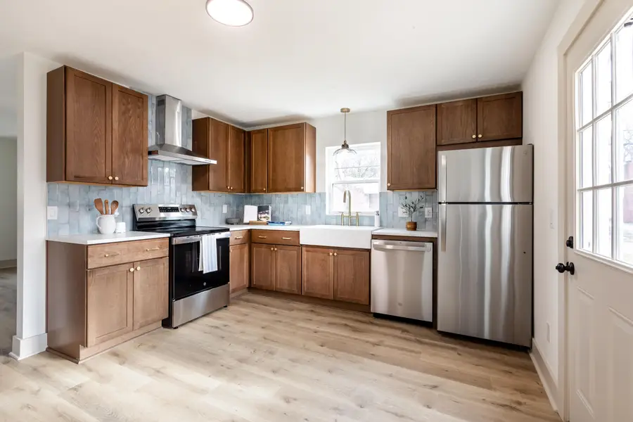 1055 S New Avenue, Springfield, MO 65807 - Image #3