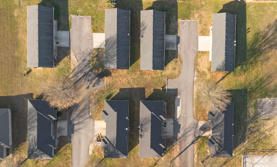 309 N Airport Road, Strafford, MO 65757 - Image #2