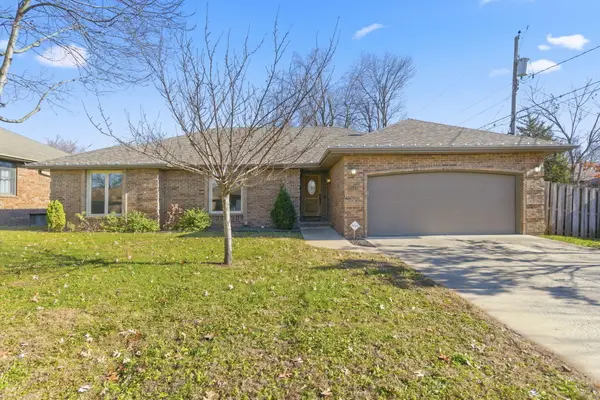3528 S Southvale Court, Springfield, MO 65804