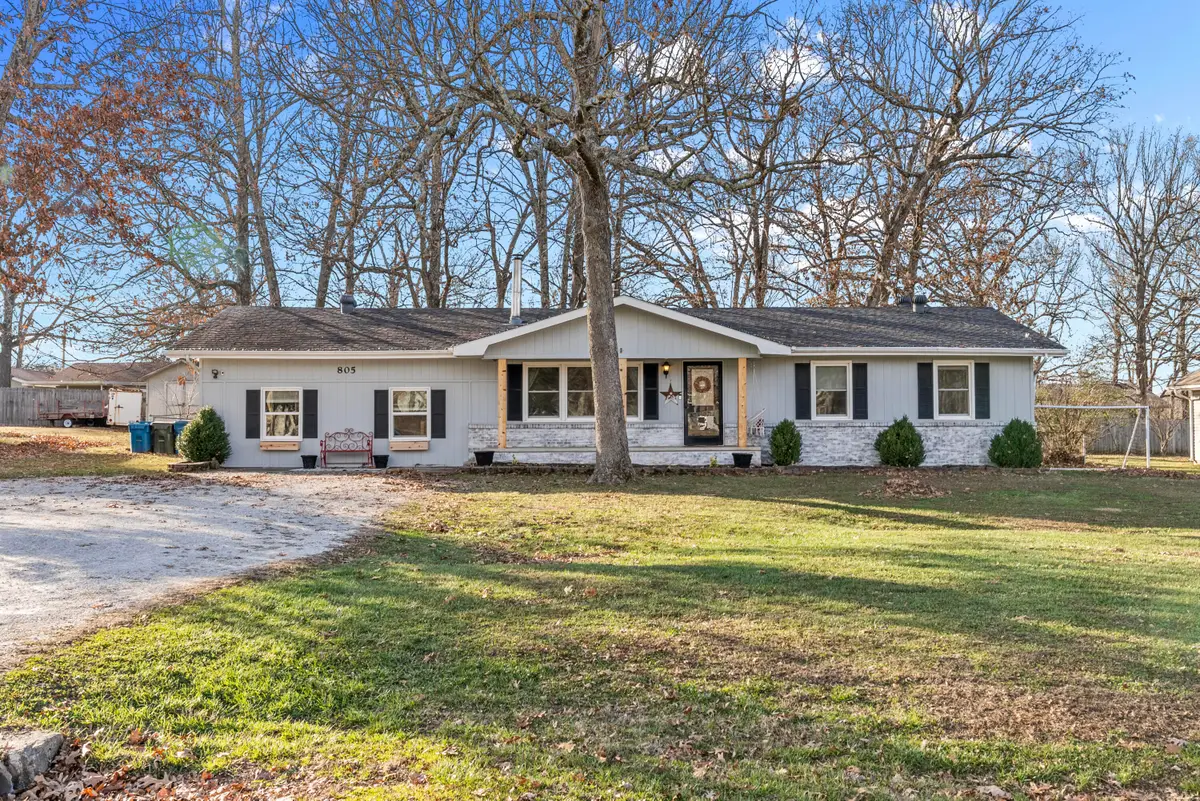 805 N Dogwood Street, Strafford, MO 65757 - Image #1