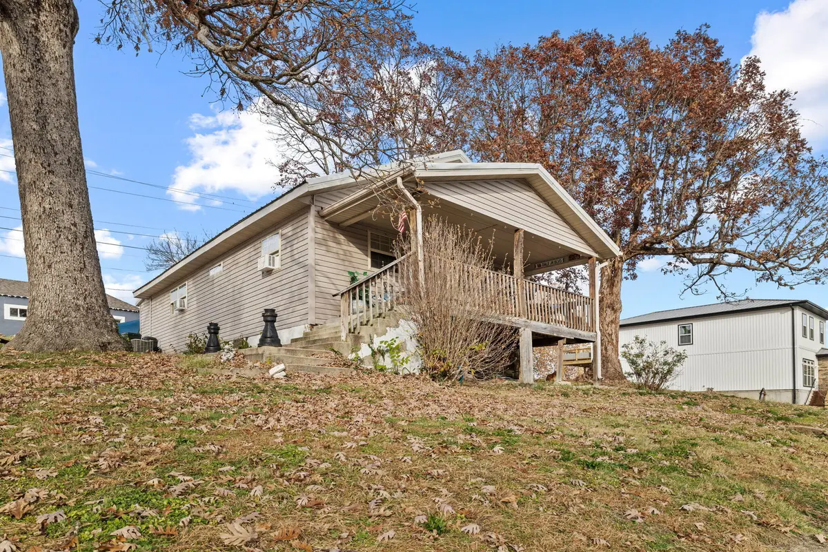 223 W Maddux Street, Branson, MO 65616 - Image #1