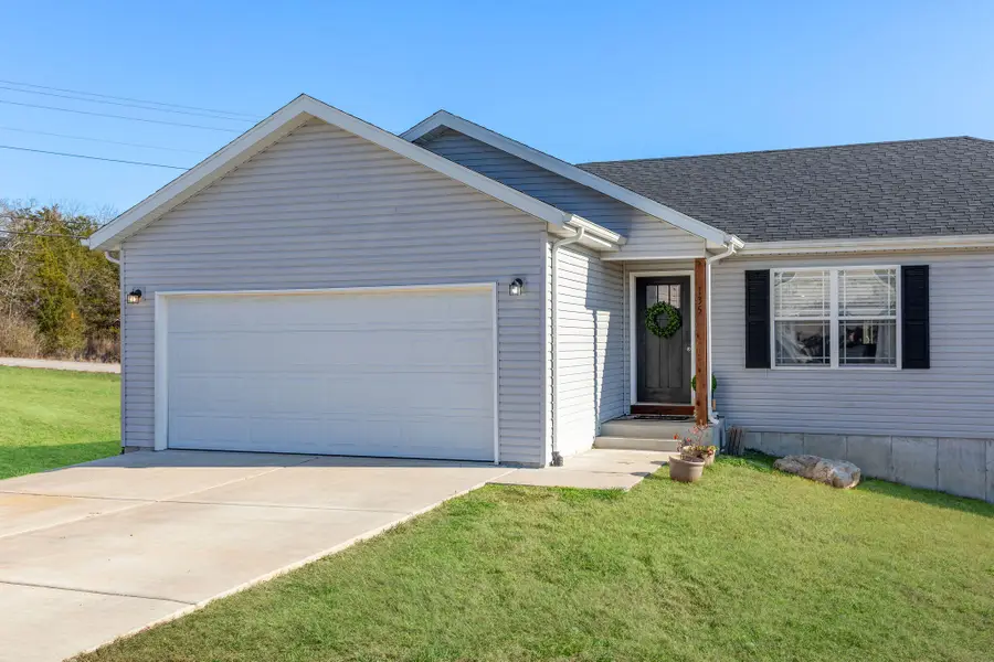 135 Dragonfly Lane, Branson, MO 65616 - Image #2