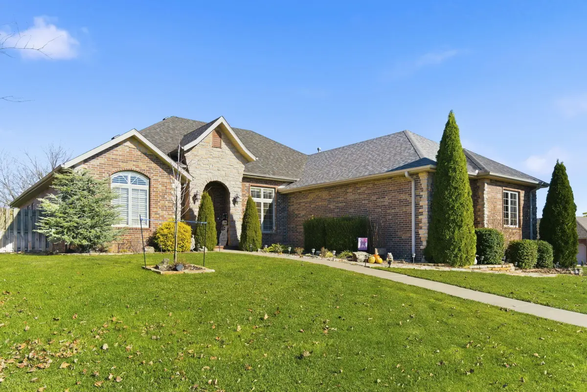 611 N Rockingham Avenue, Nixa, MO 65714 - Image #1