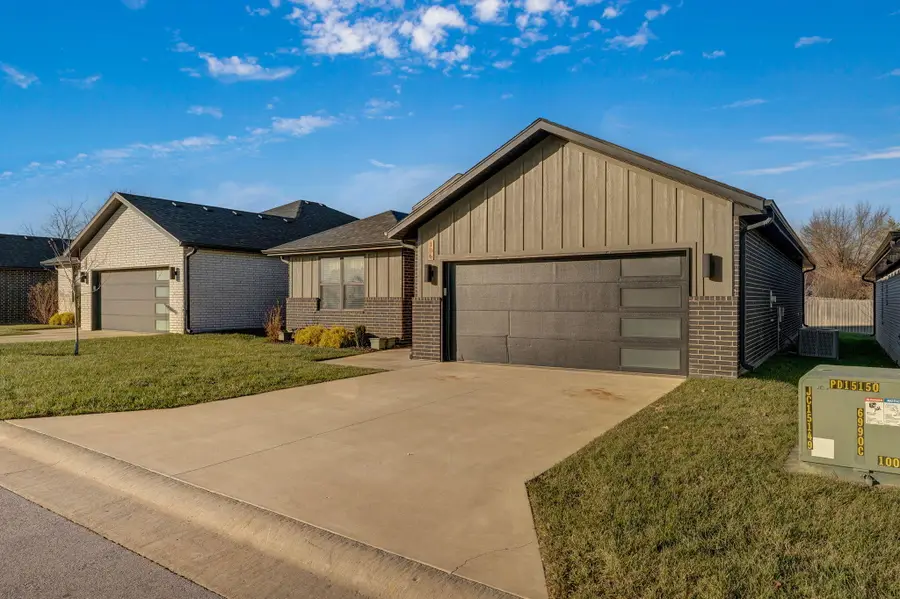 5955 S Farm Road 163 #106, Springfield, MO 65810 - Image #3