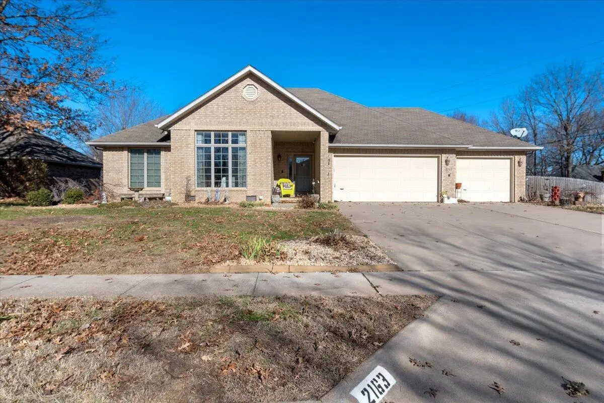 2163 E Cragmont Street, Springfield, MO 65804 - Image #1