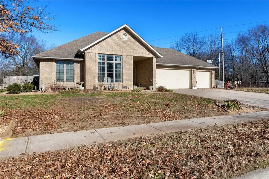 2163 E Cragmont Street, Springfield, MO 65804 - Image #2