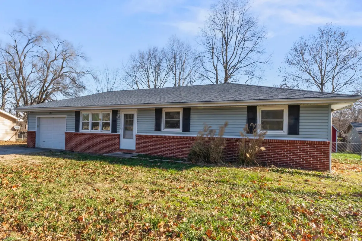 112 S Allen Avenue, Republic, MO 65738 - Image #1