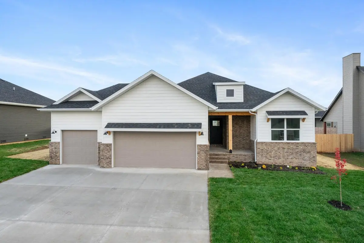 697 S Reaghan Lane, Republic, MO 65738 - Image #1
