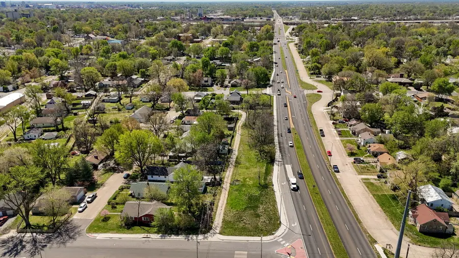 2250 N Kansas Kxpy Expressway, Springfield, MO 65803 - Image #3