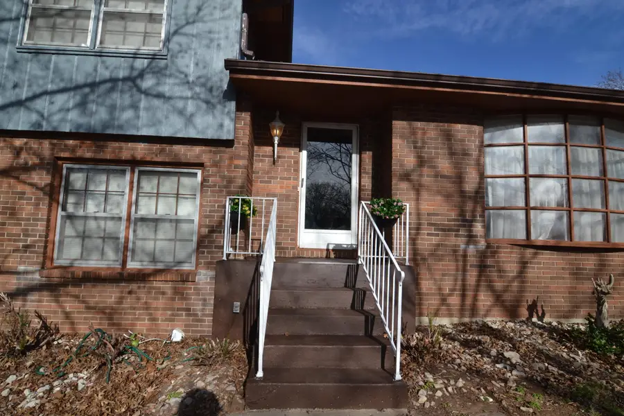 713 E Meadowlark Circle, Springfield, MO 65810 - Image #2