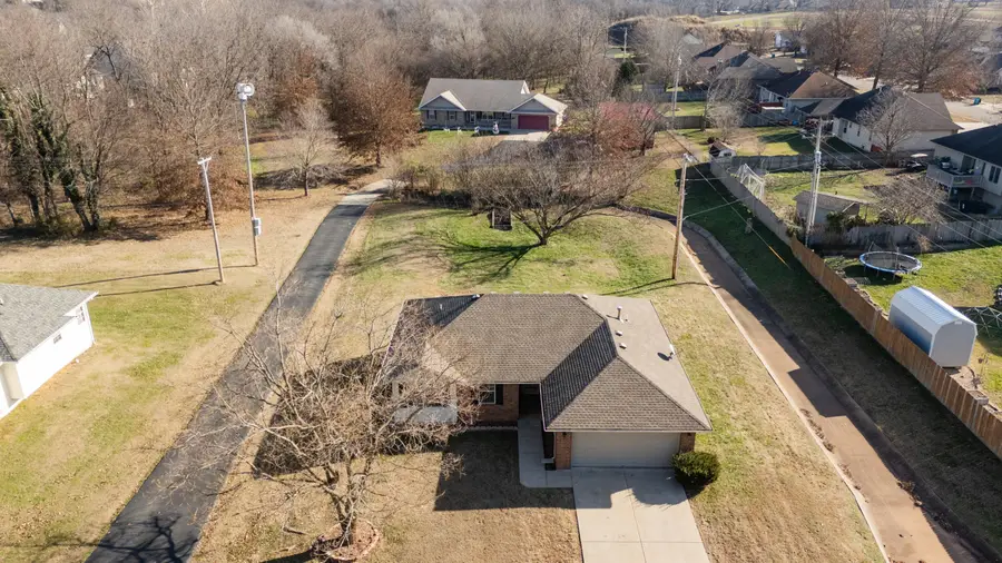 802 S Fountain Avenue, Republic, MO 65738 - Image #3