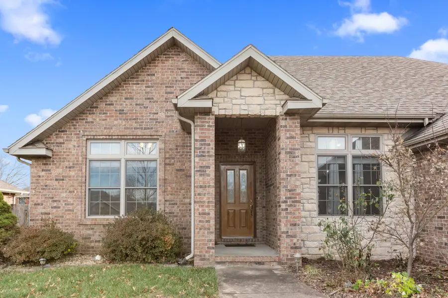 3774 W Suzanne Street, Battlefield, MO 65619 - Image #2