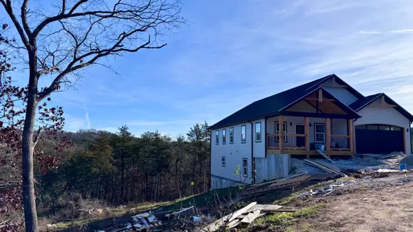 484 Greenbrier Dr #Lot 39, Hollister, MO 65672