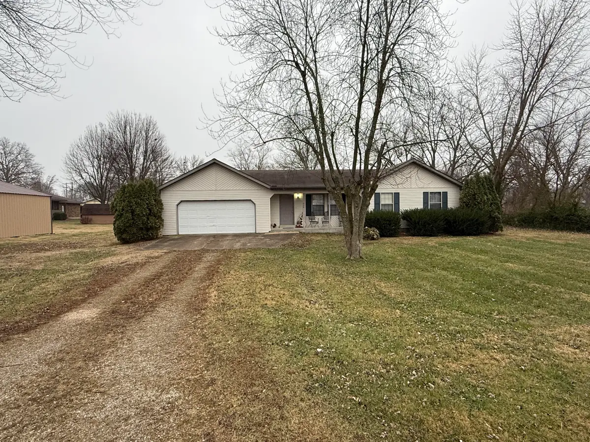 806 E 10th Street, Mountain Grove, MO 65711 - Image #1