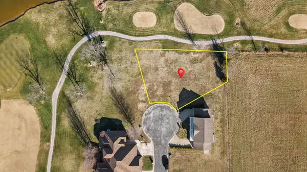 000 S Bogey Lane #8 & 9, Bolivar, MO 65613