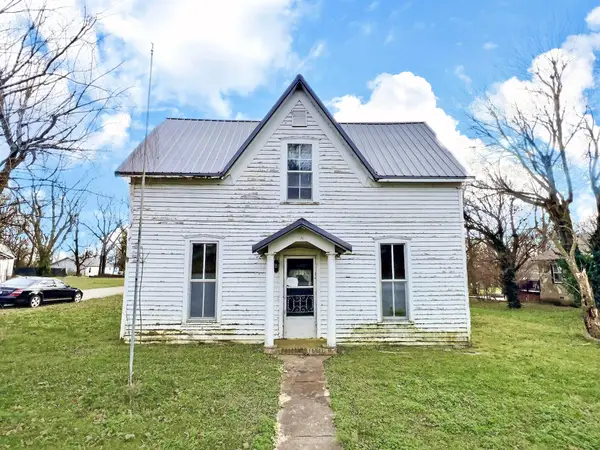 901 Pennsylvania Avenue, Pierce City, MO 65723