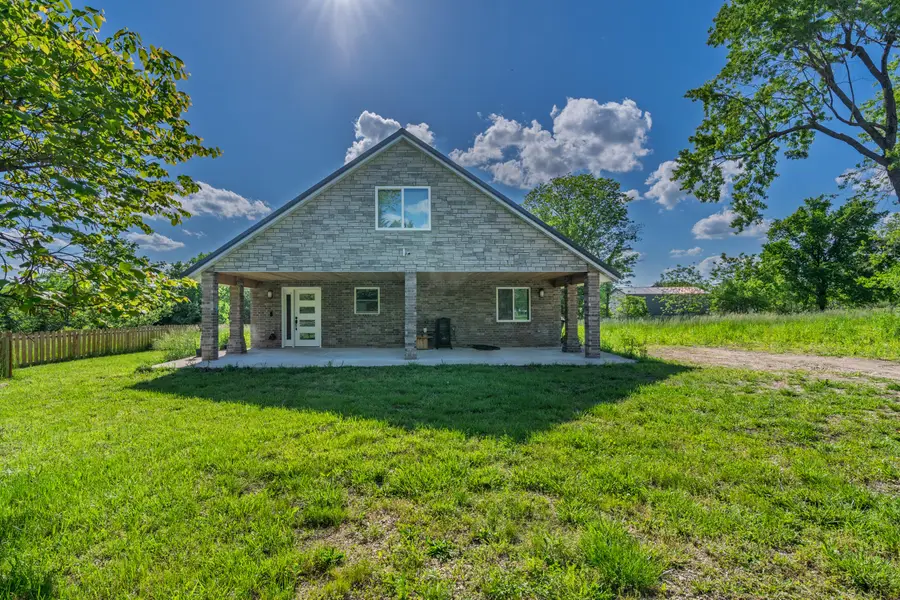 10481 N Farm Rd 149, Pleasant Hope, MO 65725 - Image #2