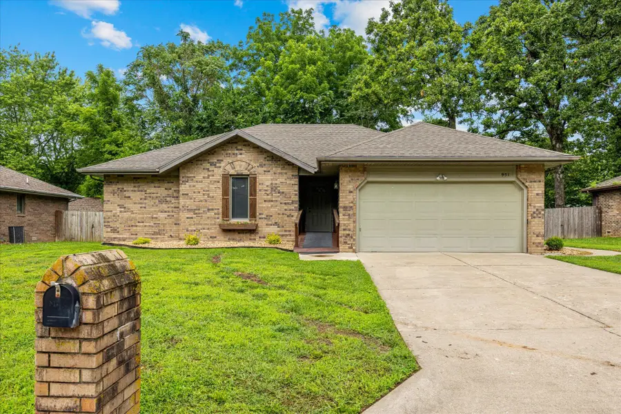 951 S Alex, Springfield, MO 65802 - Image #2
