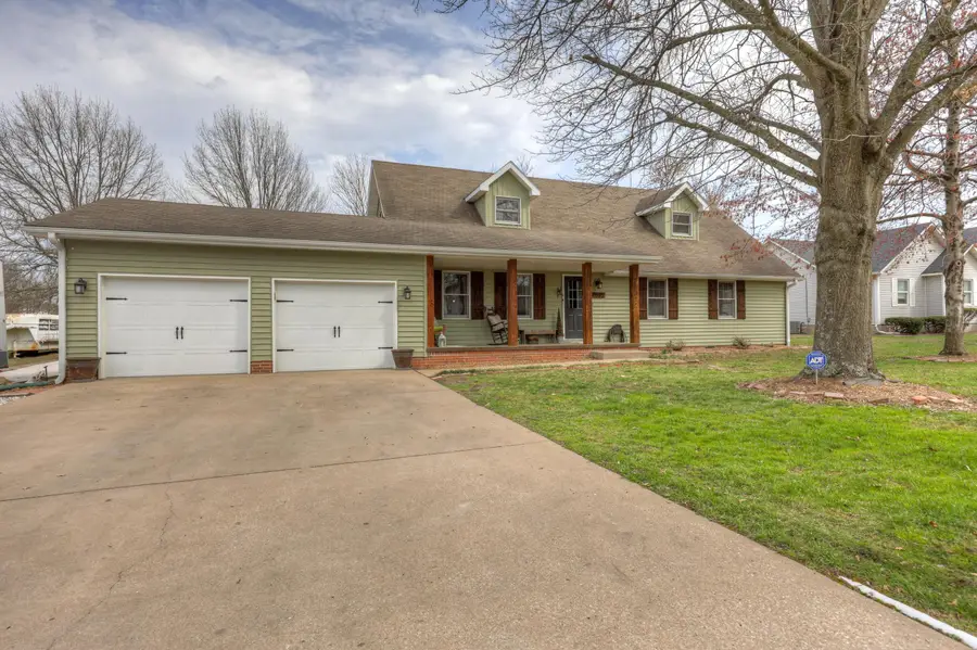 2032 Alison Street, Carthage, MO 64836 - Image #2