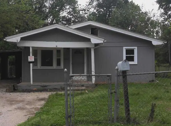 3020 W Elm Street, Springfield, MO 65802