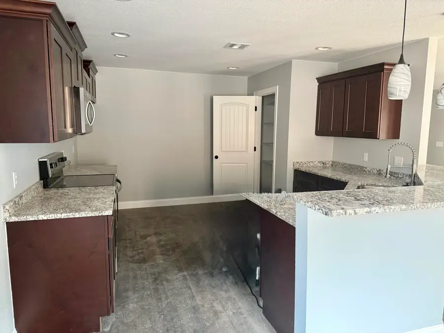 1204 Justins Trail Road, Neosho, MO 64850 - Image #2