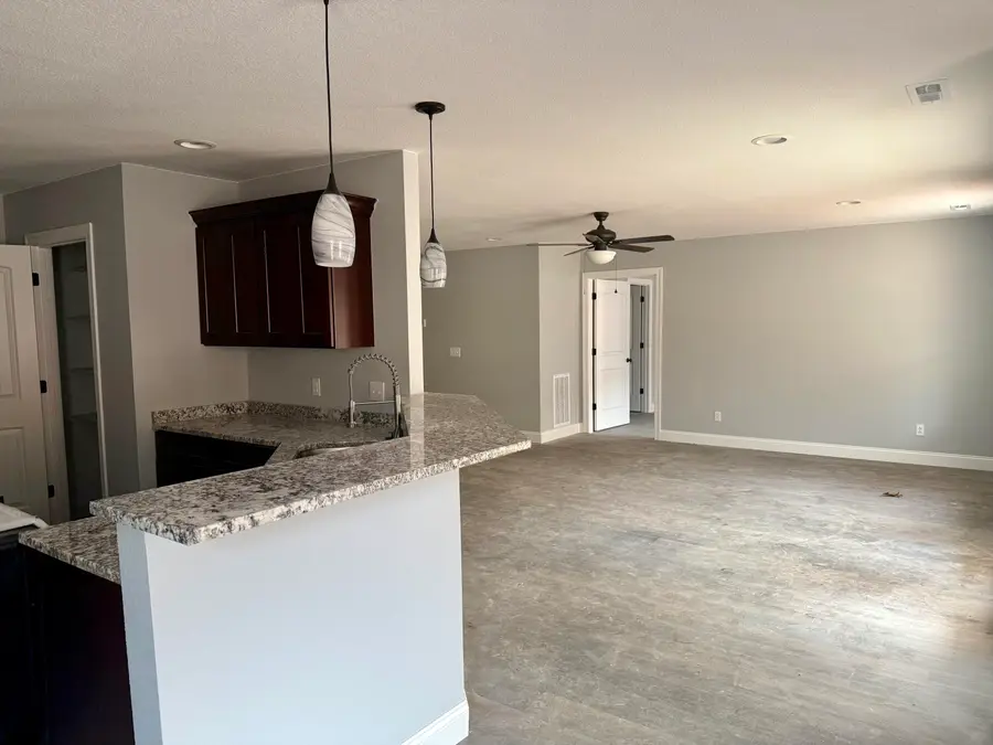 1204 Justins Trail Road, Neosho, MO 64850 - Image #3