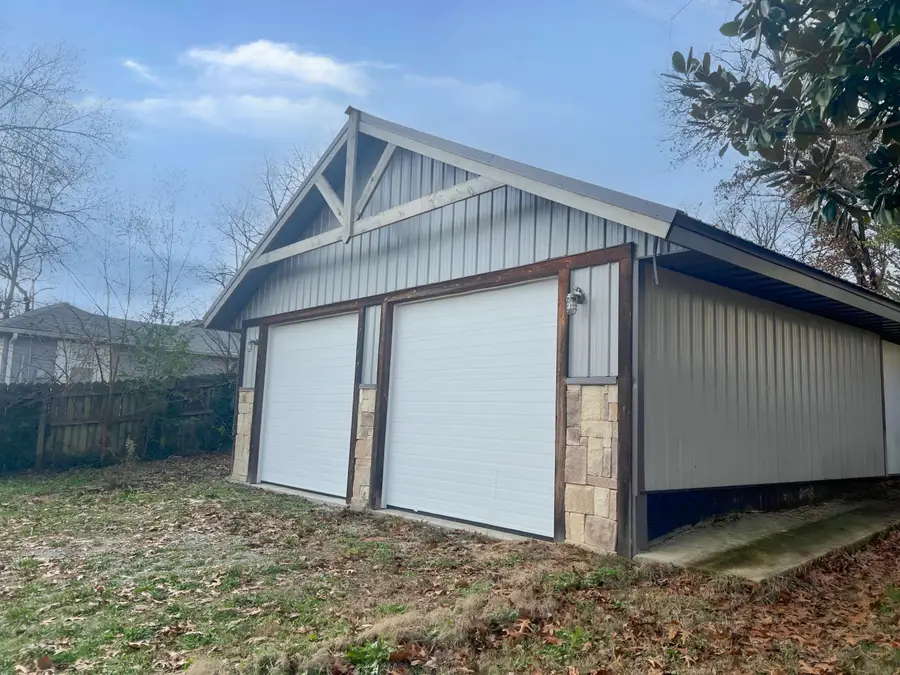 1139 Columbus Street, West Plains, MO 65775 - Image #2