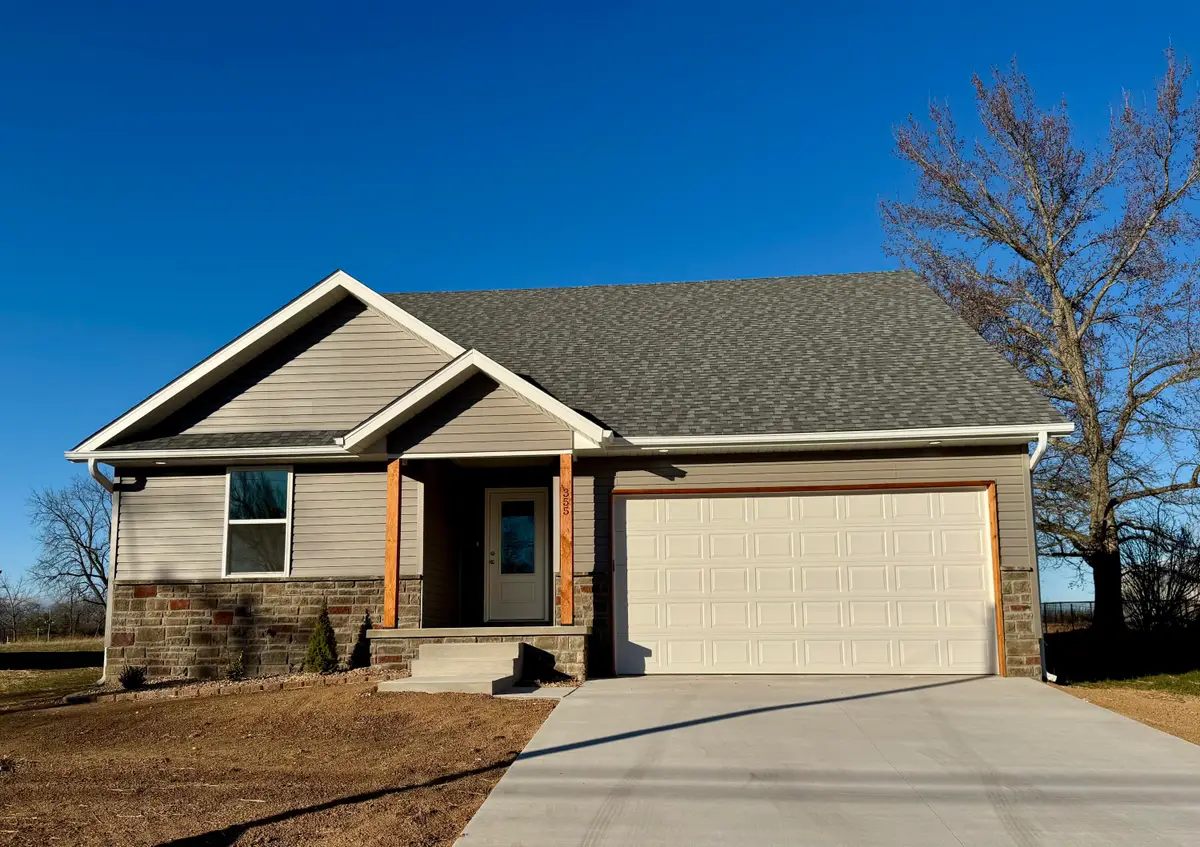 355 Division Street, Sparta, MO 65753 - Image #1