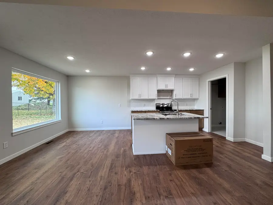 355 Division Street, Sparta, MO 65753 - Image #3