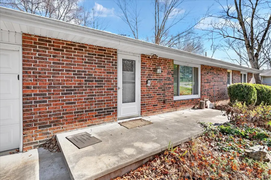 1002 S 1st Street, Ozark, MO 65721 - Image #2