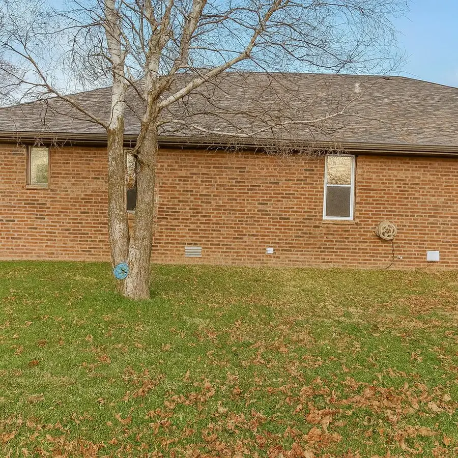 2831 N Garry Street, Springfield, MO 65803 - Image #2