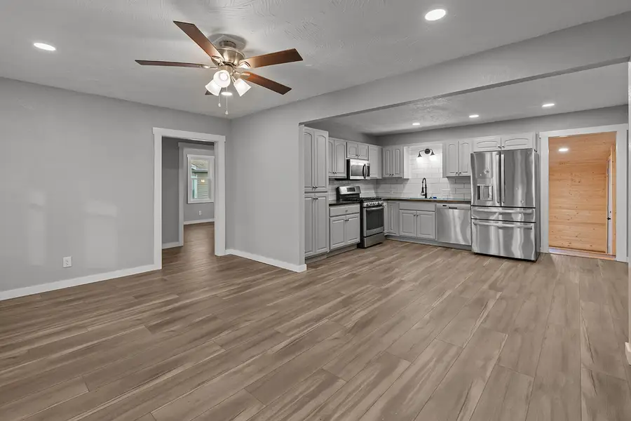 1553 E Nora Street, Springfield, MO 65803 - Image #2