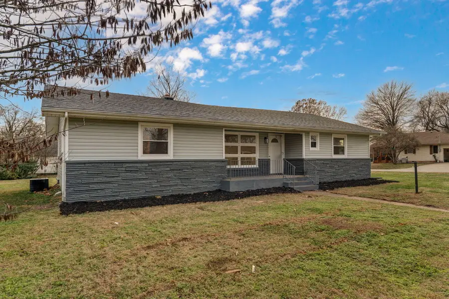 2308 E Latoka Street, Springfield, MO 65804 - Image #2