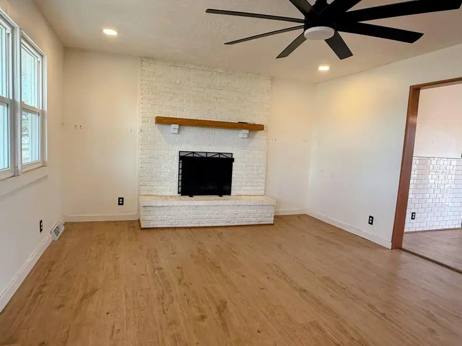 208 Northview Circle W, Fair Grove, MO 65648 - Image #3