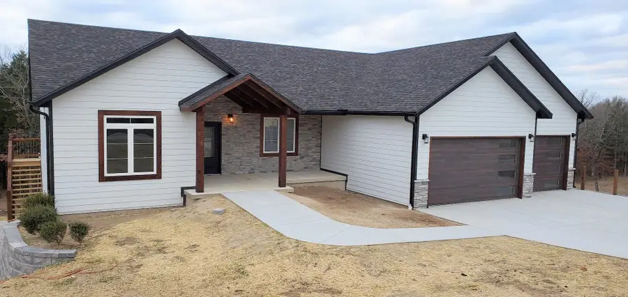 187 Silver Sunset Lane, Kimberling City, MO 65686 - Image #2