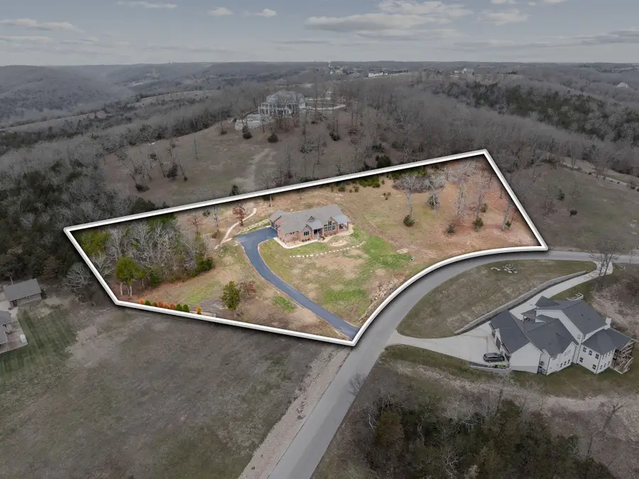 617 Meadowview Lane, Saddlebrooke, MO 65630 - Image #2