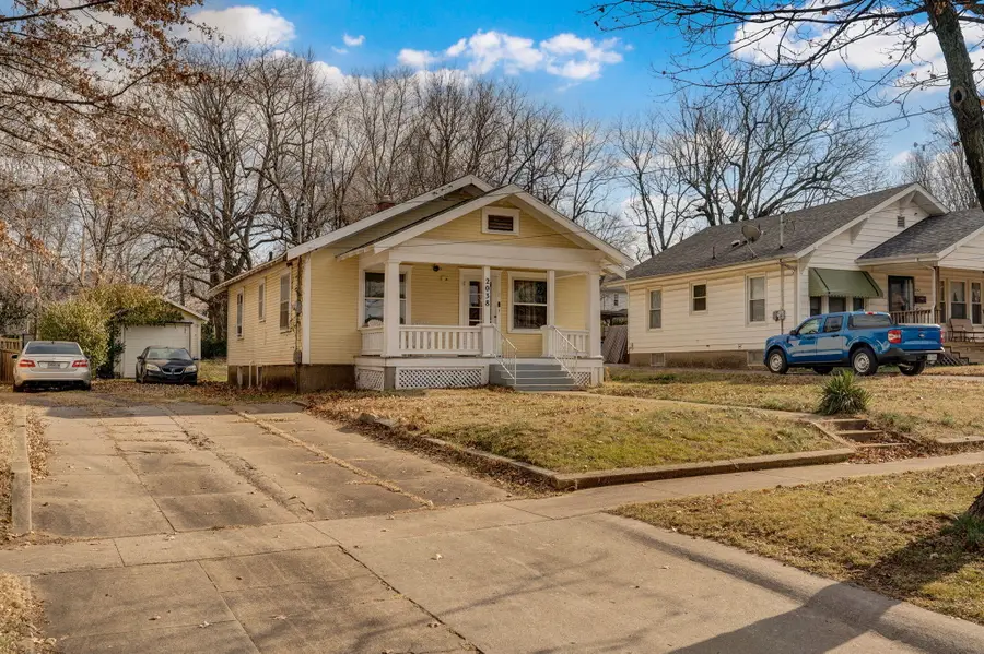 2038 N Douglas Avenue, Springfield, MO 65803 - Image #2