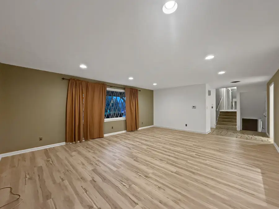 2118 S Catalina Avenue, Springfield, MO 65804 - Image #3