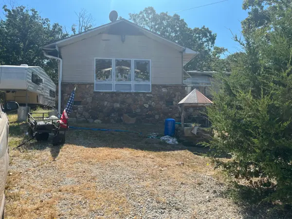 300 Kavon Kove Road, Cedarcreek, MO 65627