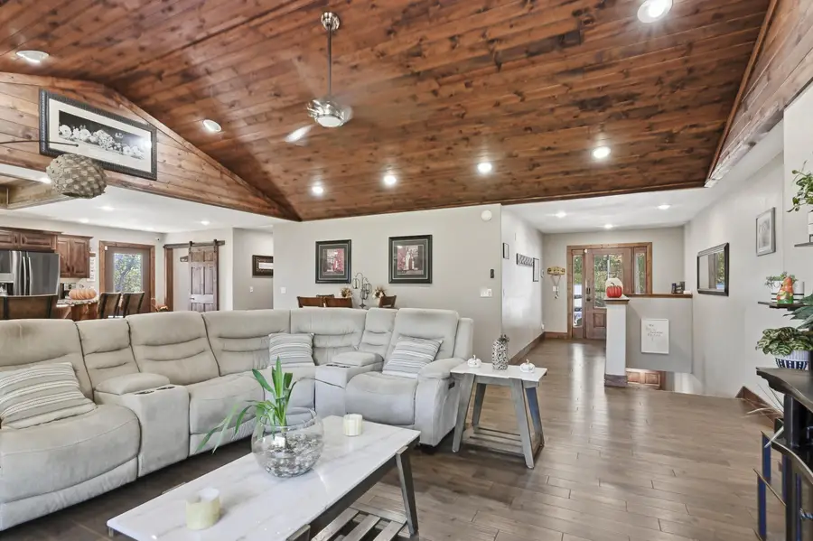 9948 Nyssa Drive, Neosho, MO 64850 - Image #3