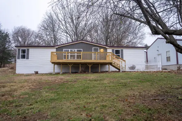 45 Missouri Drive, Strafford, MO 65757
