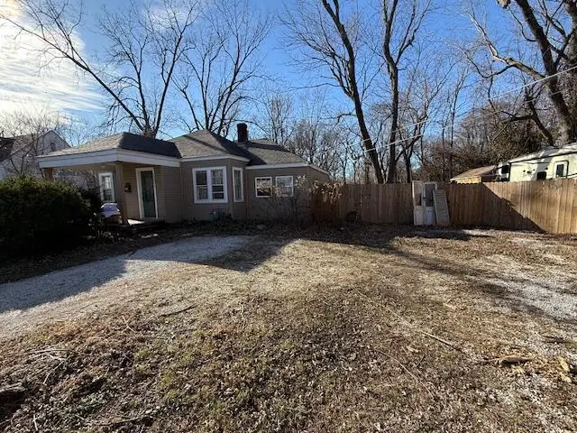 1231 S Lone Pine Avenue, Springfield, MO 65804 - Image #1