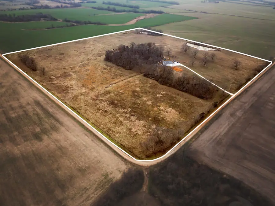 30372 E Dodson Road, Schell City, MO 64783 - Image #2