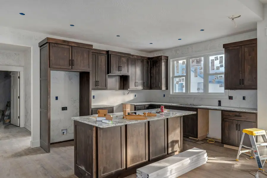 3048 W Teton Drive, Springfield, MO 65810 - Image #2