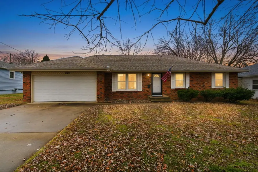 1028 E Greenwood Street, Springfield, MO 65807 - Image #2