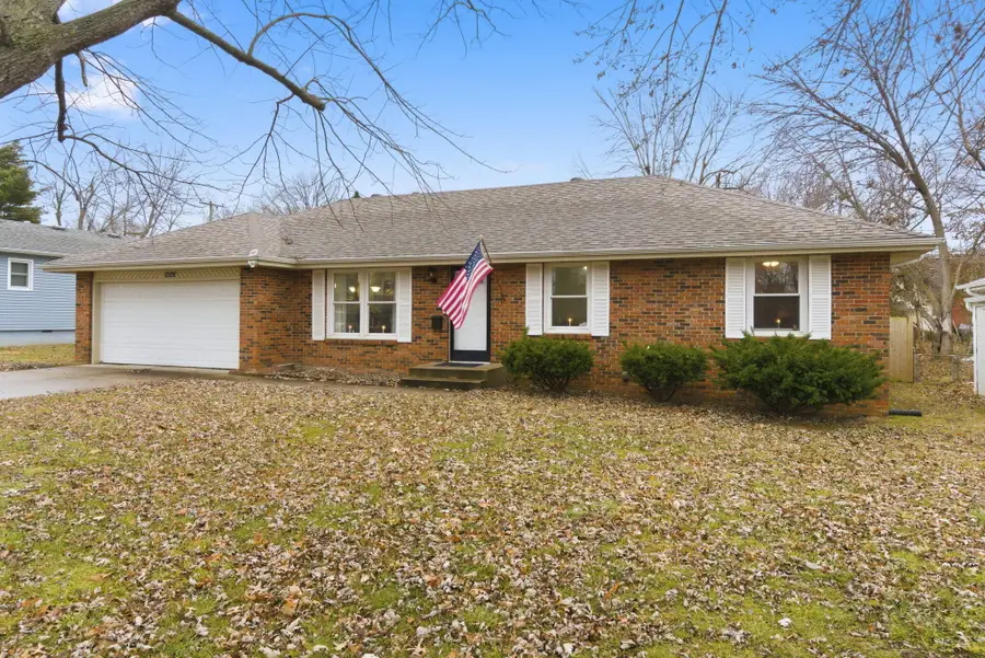 1028 E Greenwood Street, Springfield, MO 65807 - Image #3