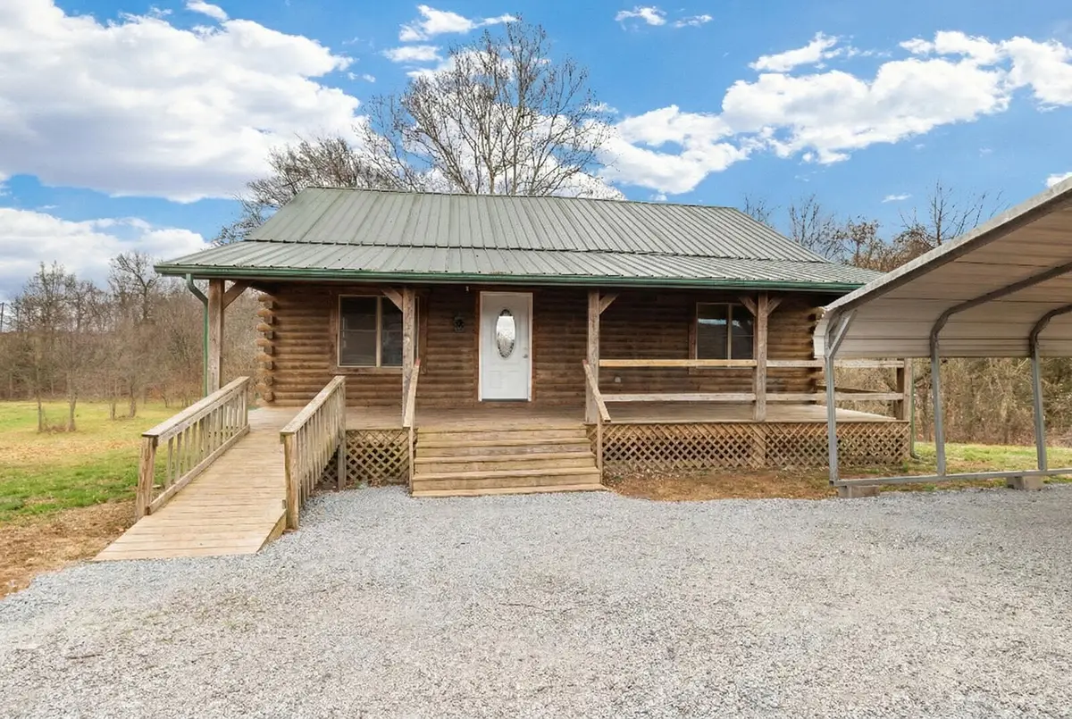 15562 Lawrence 1170, Aurora, MO 65605 - #1