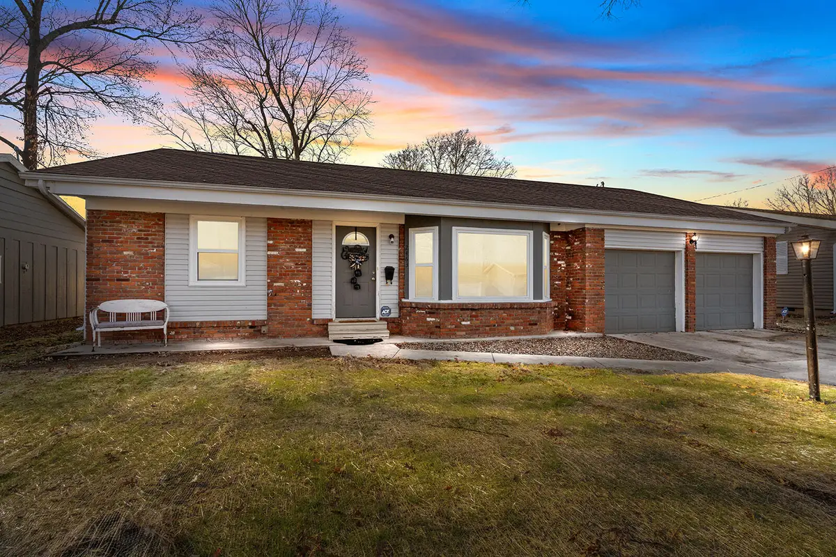 2463 S Westwood Avenue, Springfield, MO 65807 - Image #1